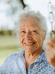 Alte Frau/ PDF Verlinkung